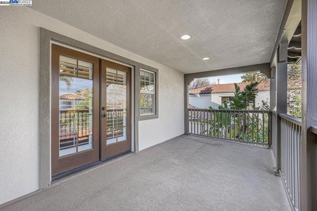 2744 Redbridge Rd, Tracy CA: https://media.crmls.org/mediaz/bd4fdbde-8f52-4e98-869d-53c04137e4f3.jpg
