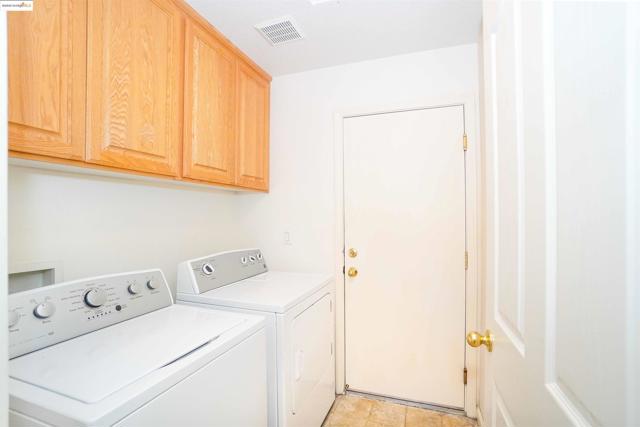 5402 Navajo Ct, Antioch CA: https://media.crmls.org/mediaz/bd5289dc-0b16-454b-9948-63fc2305ccfd.jpg