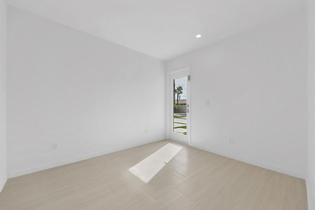 MLS #219138645DA image #17