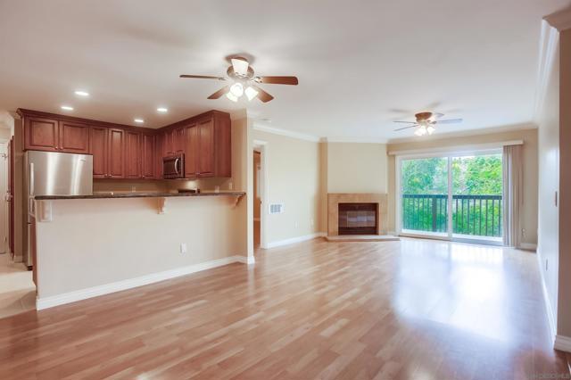 3513 Caminito Sierra, Carlsbad CA: https://media.crmls.org/mediaz/bd547679-bdac-4dd6-b73f-ec87ebe2a75b.jpg