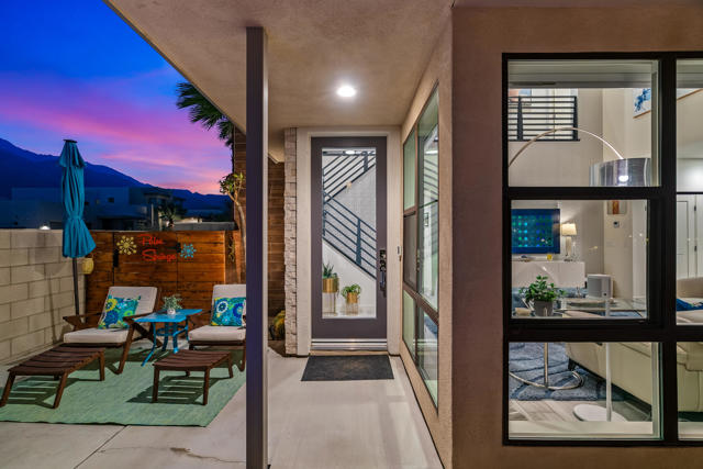 176 Vibe Way, Palm Springs CA: https://media.crmls.org/mediaz/bd567604-9016-4cea-b551-663413a9b314.jpg