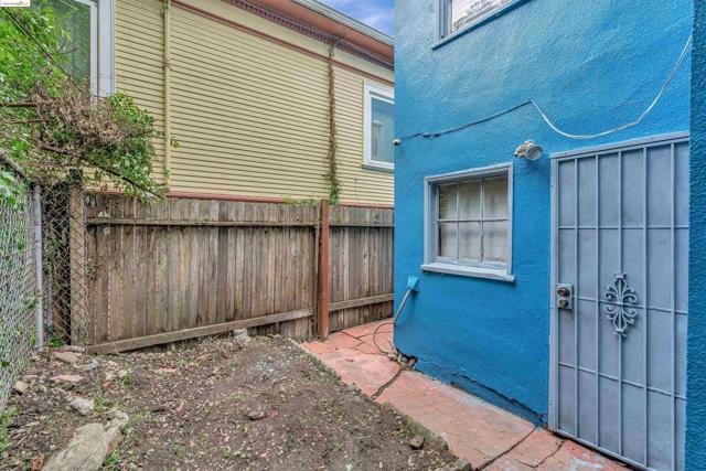 511 59th St, Oakland, California 94609, 2 Bedrooms Bedrooms, ,1 BathroomBathrooms,Single Family Residence,For Sale,59th St,41056269
