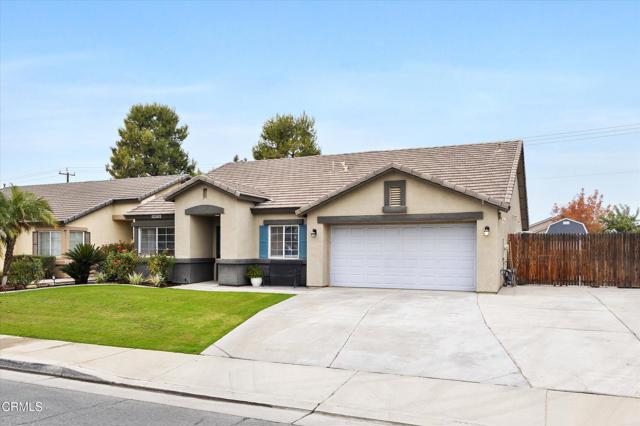 Detail Gallery Image 3 of 32 For 12302 Adirondack Ave, Bakersfield,  CA 93312 - 4 Beds | 2 Baths