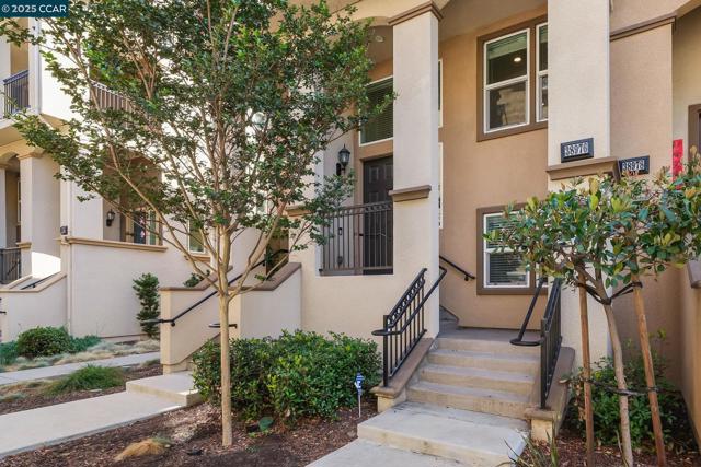 38976 Primula Ter, Newark CA: https://media.crmls.org/mediaz/bd57b2b0-362a-467b-901e-0fe8ec10ff65.jpg