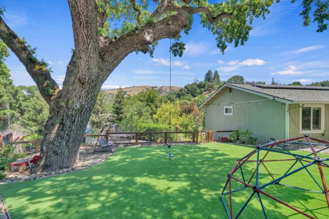 3480 White Oak Court, Morgan Hill CA: https://media.crmls.org/mediaz/bd57e16a-ed40-4921-ac03-e3e9c3bae94e.jpg