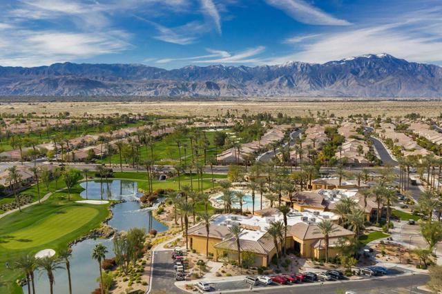 37674 Medjool Avenue, Palm Desert CA: https://media.crmls.org/mediaz/bd581815-80bb-4799-9c92-5d8480995a46.jpg