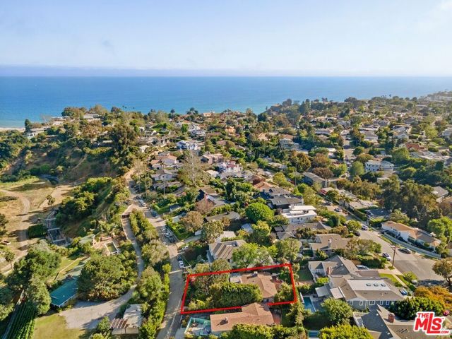 Drew Fenton | 601 N Marquette Street Pacific Palisades CA | MLS: 6788654