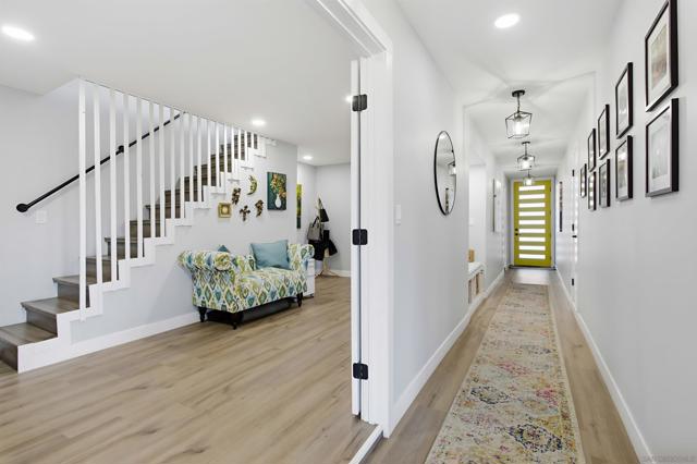 3558 Siembre St, Bonita CA: https://media.crmls.org/mediaz/bd5838b5-5363-4ac9-807f-08515c175aed.jpg