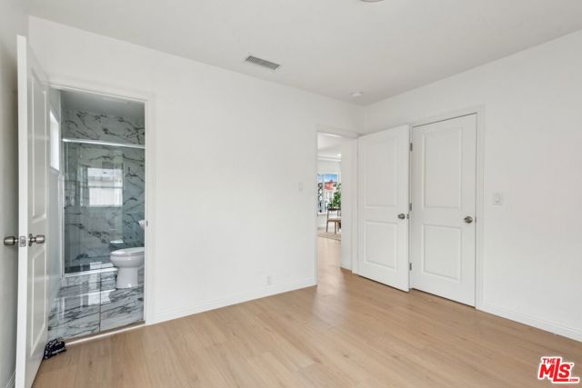 834 E 90th Street, Los Angeles CA: https://media.crmls.org/mediaz/bd583b6a-047e-4c09-8b0e-2e36186ae9b7.jpg