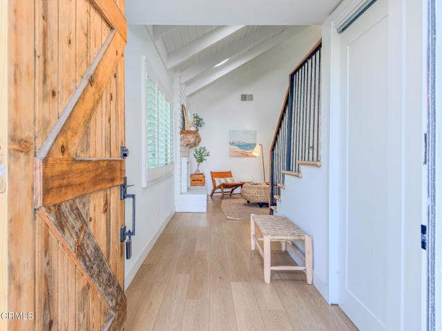 Detail Gallery Image 2 of 40 For 4954 Dolphin Way, Oxnard,  CA 93035 - 2 Beds | 2 Baths