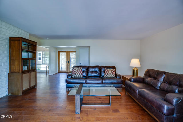 509 N Alta Vista Avenue, Monrovia CA: https://media.crmls.org/mediaz/bd5a529c-2183-4b78-8541-186a0ef3a38f.jpg