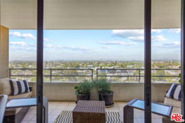 4316 Marina City Drive, 529 photo 8
