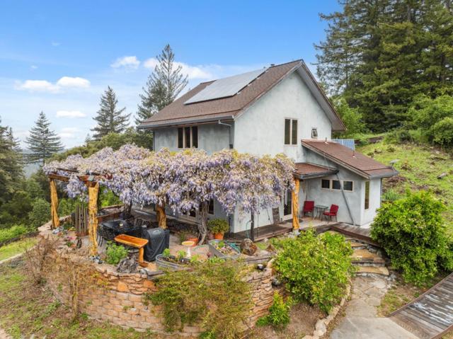 18010 Moonrise Road, Boulder Creek CA: https://media.crmls.org/mediaz/bd5c0fc3-7141-4b2f-ad25-b524c12dafe3.jpg