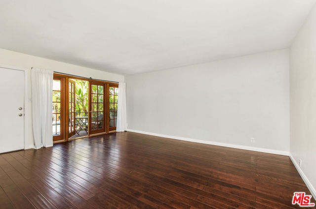 1328 Havenhurst Drive, 103 photo 8