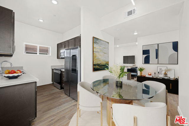 7411 Artesia Boulevard, Buena Park CA: https://media.crmls.org/mediaz/bd5c7c3d-21c0-4eda-a470-aa32dc655fe4.jpg