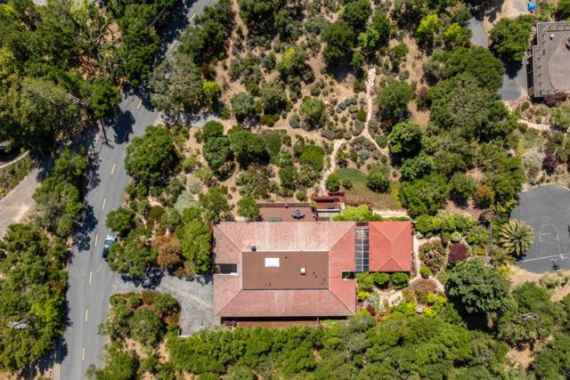 165 Golden Oak Drive, Portola Valley CA: https://media.crmls.org/mediaz/bd5ccb95-62d6-4b26-a1ea-af4bdf5f0895.jpg