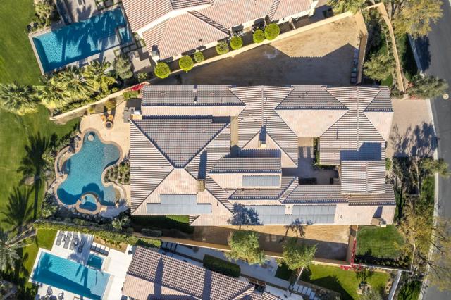 58703 Jerez, La Quinta CA: https://media.crmls.org/mediaz/bd5d13f0-78d0-4382-bf17-3d0ccff70f9e.jpg