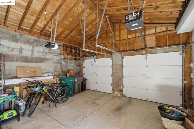 260 Alvarado Rd, Berkeley CA: https://media.crmls.org/mediaz/bd5d6287-1686-419f-939d-abdf4d0339a8.jpg