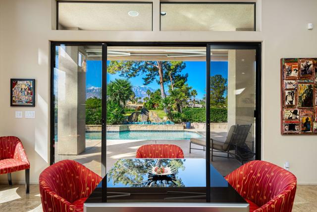 1 Birkdale Circle, Rancho Mirage CA: https://media.crmls.org/mediaz/bd5e580b-fde8-4bd9-b8e6-f16d0b04e14c.jpg