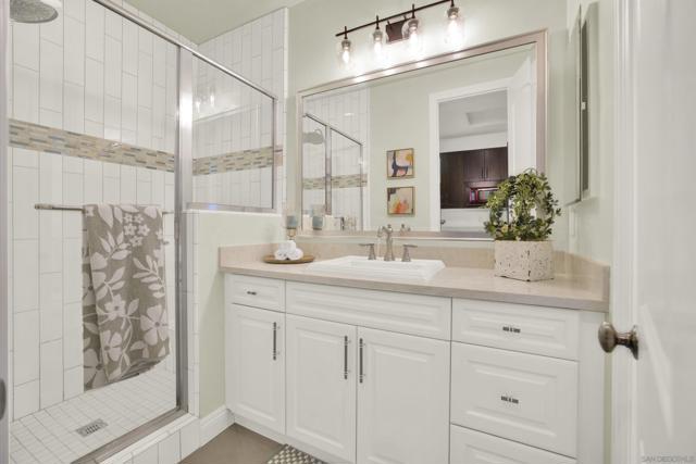 8366 The Landing Way, San Diego CA: https://media.crmls.org/mediaz/bd616121-7922-4980-b32c-9ff8a0b37fe7.jpg