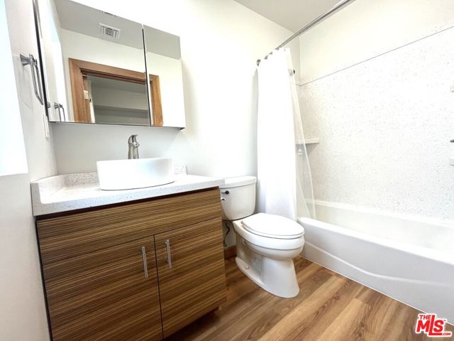 En-Suite Bathroom 1