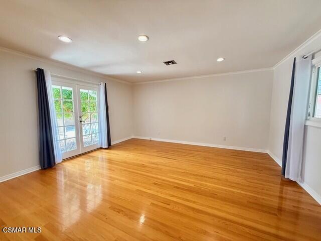 13628 Addison Street, Sherman Oaks CA: https://media.crmls.org/mediaz/bd6552ea-977f-497e-984f-6637c3423a7e.jpg
