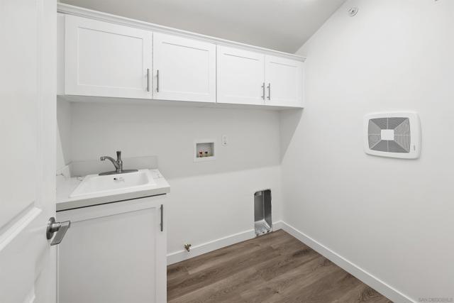 1624 Mauzy Way, El Cajon CA: https://media.crmls.org/mediaz/bd656810-65dd-4097-aa37-a7876583585d.jpg