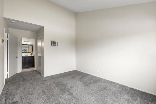 Detail Gallery Image 23 of 56 For 694 Ascot Dr, Vista,  CA 92083 - 3 Beds | 2/1 Baths