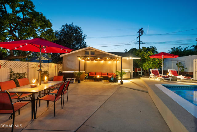 623 E Fairmount Road, Burbank CA: https://media.crmls.org/mediaz/bd657886-302d-4212-b87a-93b52d7de360.jpg