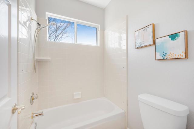 1429 Goshawk Court, Gilroy CA: https://media.crmls.org/mediaz/bd6589b3-e1dc-4901-9aad-8d2eb06e36a1.jpg