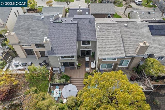 5 Doral Dr, Moraga CA: https://media.crmls.org/mediaz/bd65d57c-94ac-4c17-9823-2d537f772bee.jpg