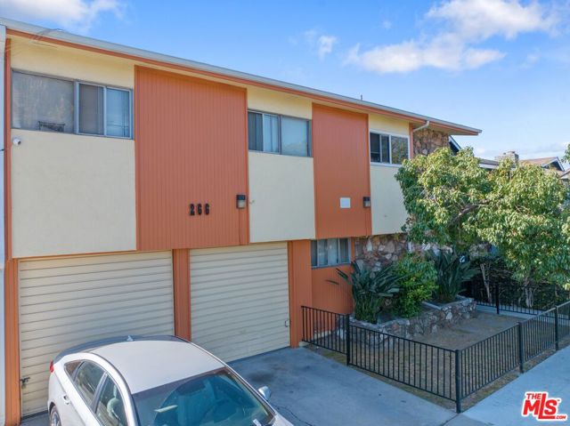 266 25th Street, Long Beach, California 90806, ,Multi-Family,For Sale,25th,24455767