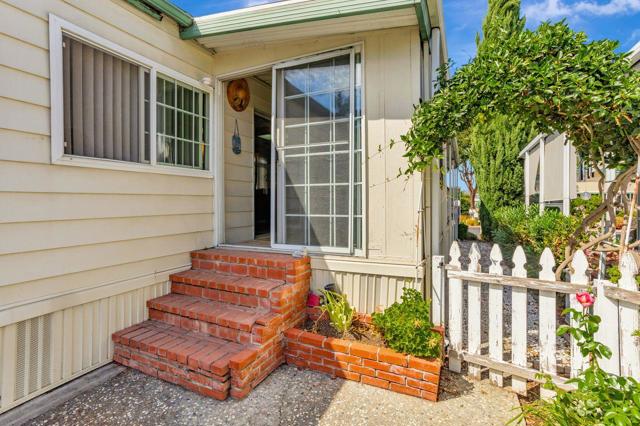 177 Quail Hallow Drive, San Jose CA: https://media.crmls.org/mediaz/bd672c4b-79f4-4e8f-9bb9-72c77039a12a.jpg