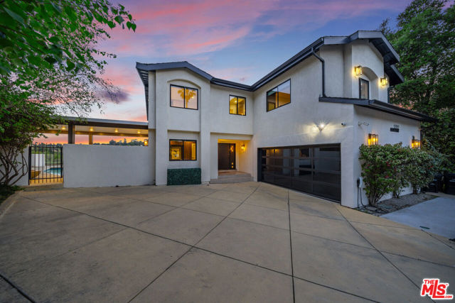 3352 Dona Rosa Drive photo 1