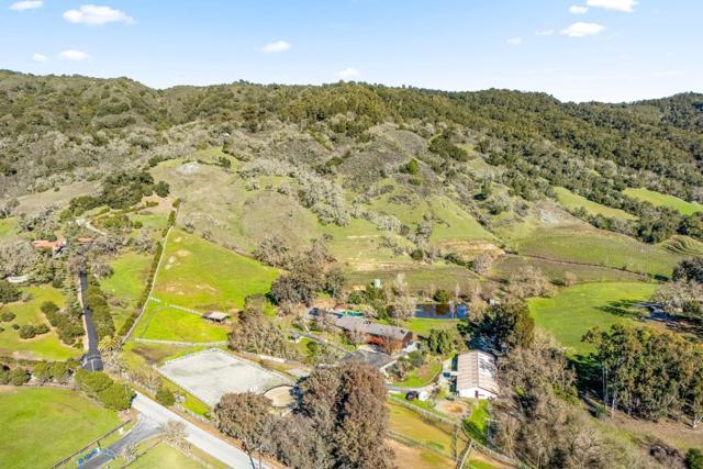 6915 Redwood Retreat Road, Gilroy CA: https://media.crmls.org/mediaz/bd67d22b-2cf7-4dc8-8f44-48279122b4bd.jpg