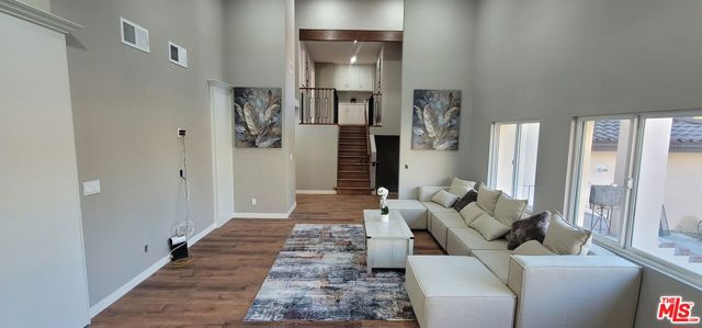 Image 1 of 25 For 20454 Strathern Street