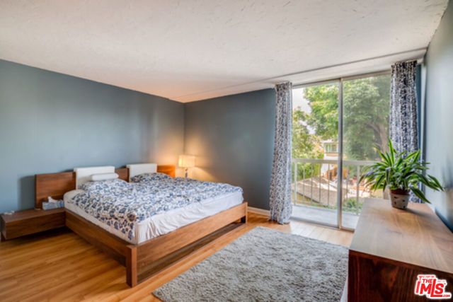 10751 Wilshire Boulevard, Los Angeles CA: https://media.crmls.org/mediaz/bd682586-6af4-46ee-9c94-f0d009b5a0d4.jpg