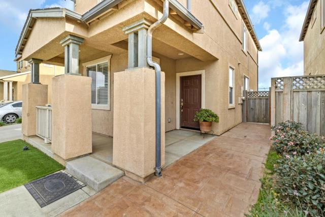 359 Barolo Circle, Greenfield CA: https://media.crmls.org/mediaz/bd6834dd-3ec0-4555-abd9-039f468b664b.jpg