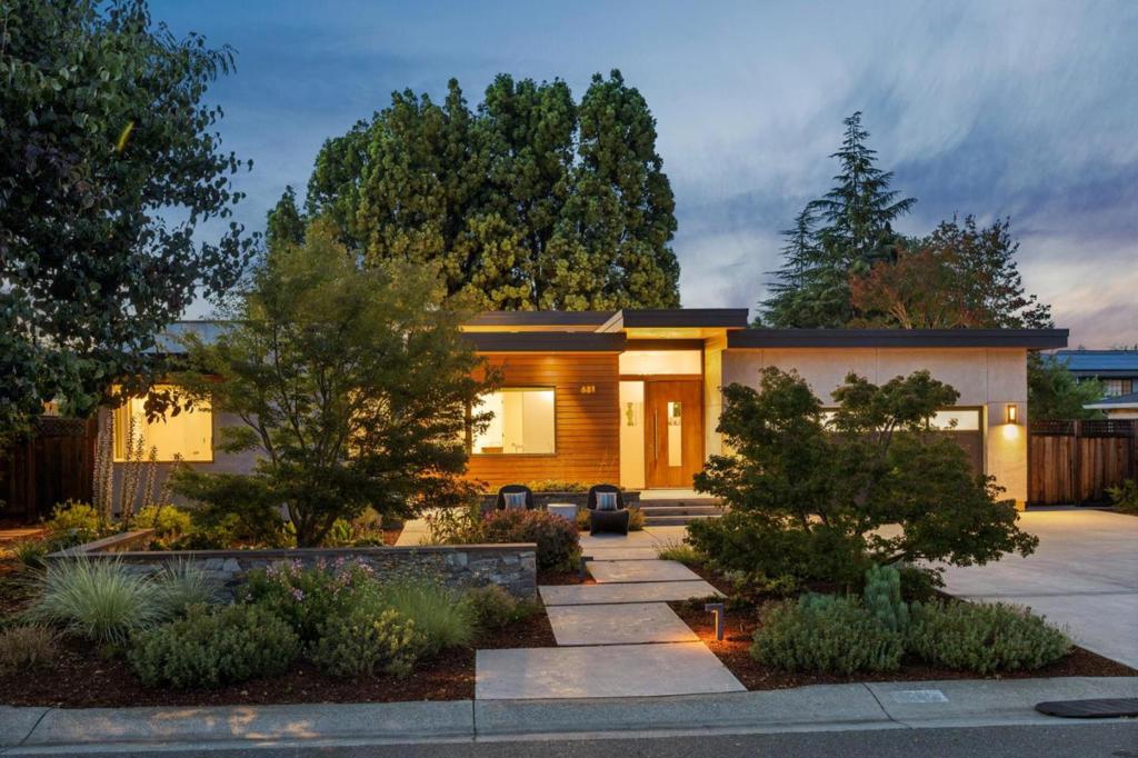681 Springer Terrace
