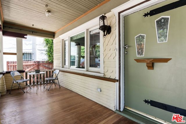 2130 W 27th Street, Los Angeles CA: https://media.crmls.org/mediaz/bd6a42be-443b-4d5d-9bfc-b3aa867af9cd.jpg