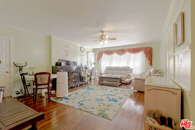 1322 S Bronson Avenue, Los Angeles CA: https://media.crmls.org/mediaz/bd6bb2f3-9c14-4242-9d29-293fd2bba1ca.jpg