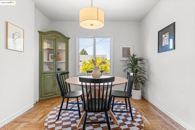 1420 Catherine Dr, Berkeley CA: https://media.crmls.org/mediaz/bd6be89b-bc18-4f0f-beff-5ee173ff2d4c.jpg