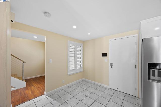 34 Chimney Rock, Oakland CA: https://media.crmls.org/mediaz/bd6c5674-b104-49a0-b7d8-9da8a0de9a3d.jpg