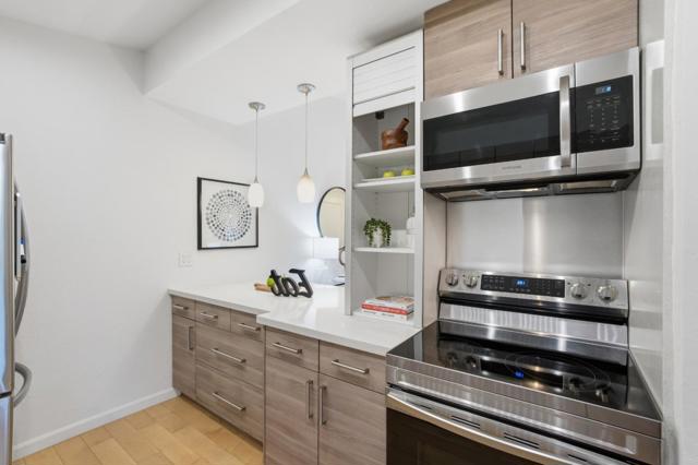 4117 George Avenue, San Mateo CA: https://media.crmls.org/mediaz/bd6cc680-5106-45df-857f-8724bc058cbc.jpg