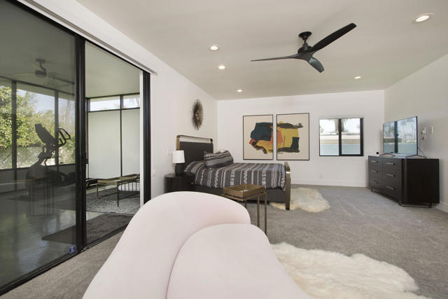 75414 Palm Shadow Drive, Indian Wells CA: https://media.crmls.org/mediaz/bd6d2f4c-15bd-4e0a-ad2f-fc2dd96d834f.jpg