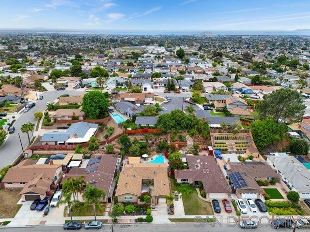 750 Mission Ave, Chula Vista CA: https://media.crmls.org/mediaz/bd6da4a8-bb8f-474d-99dc-e42048150468.jpg