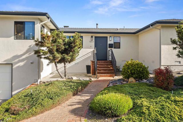 1307 Clove St, San Diego CA: https://media.crmls.org/mediaz/bd6edd76-dcc5-42d2-bc58-5e790f29f2f8.jpg
