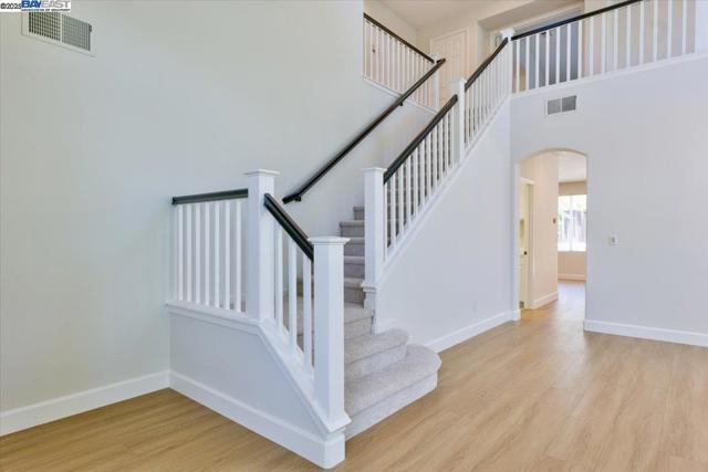 5615 Applegate Way, Dublin CA: https://media.crmls.org/mediaz/bd709d83-9142-4b69-84d9-0895761619b5.jpg