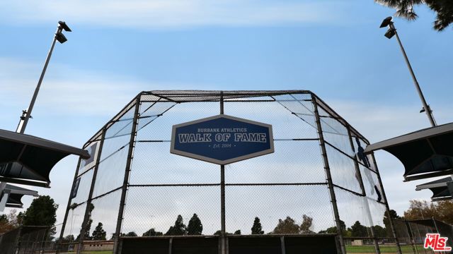 1105 W Clark Avenue, Burbank CA: https://media.crmls.org/mediaz/bd716e67-d0d7-48c2-b752-368264fbc8f7.jpg