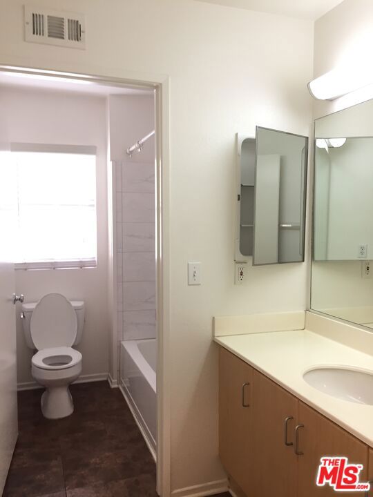 202 Gabriel Garcia Marquez Street, Los Angeles CA: https://media.crmls.org/mediaz/bd717db3-ef91-4186-ae75-9a276941d895.jpg